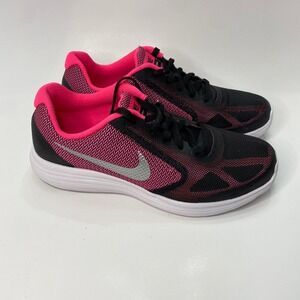 Nike‎ Revolution 3 Hyper Pink/Black Size 6